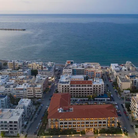 Theartemis Palace 4*