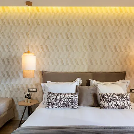 Отель Theartemis Palace