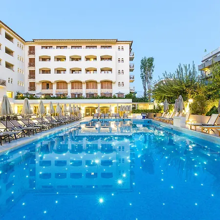 ホテル Theartemis Palace 4*