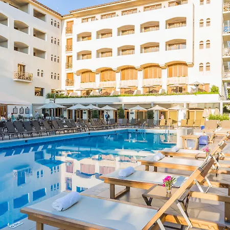 Theartemis Palace Hotell