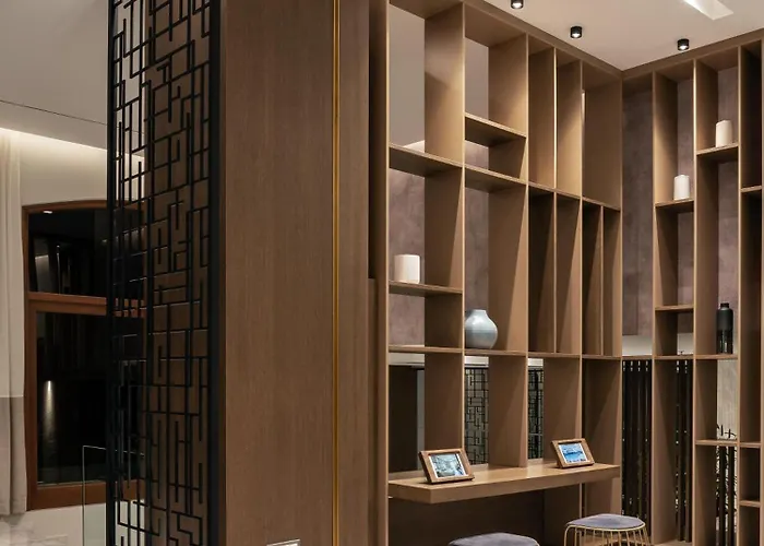 Theartemis Palace Otel