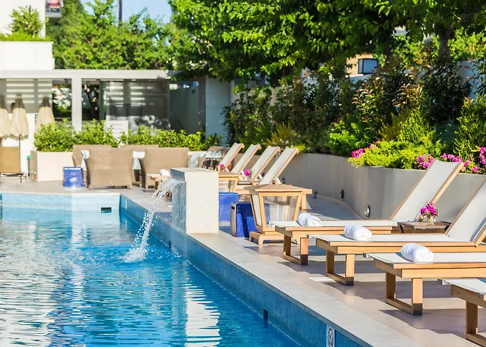 Ξενοδοχείο Theartemis Palace