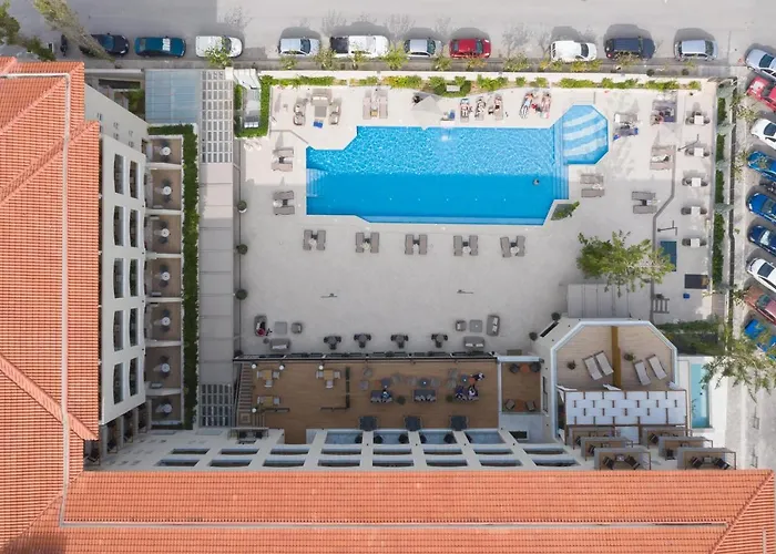 Otel Theartemis Palace Resmo