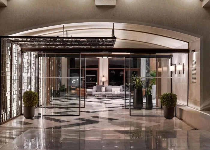 Otel Theartemis Palace Resmo