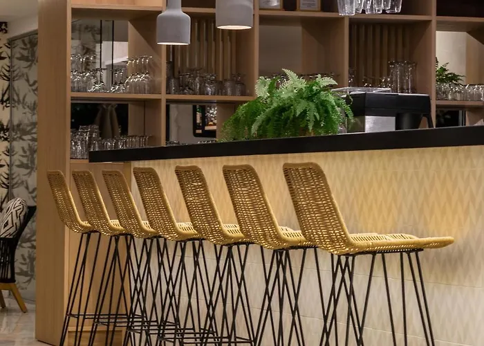 Theartemis Palace 4*