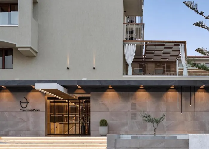 Theartemis Palace Hotel 4*