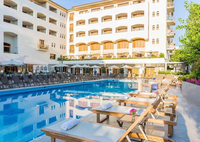 Theartemis Palace Hotel